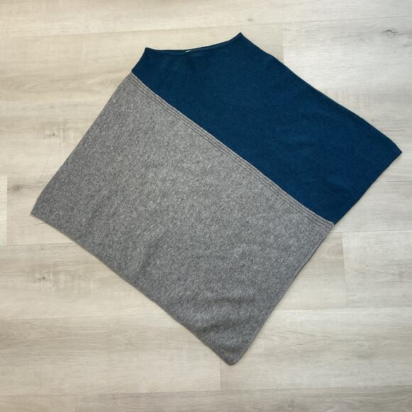 Celeste Womens Cashmere Wool Colorblock Poncho Grey Blue Pullover Cape One Size - Picture 2 of 7
